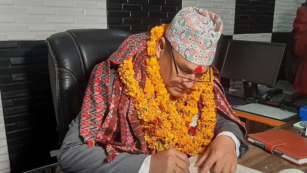 नवनियुक्त मुख्यमन्त्री शाहले भने– स्थिर सरकारका लागि सबैसँग छलफल गर्छु